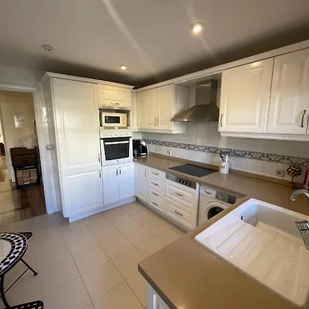 Lejlighed Hacienda Elviria 2 Bedroom Spacious *