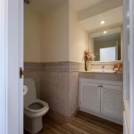 Hacienda Elviria 2 Bedroom Spacious